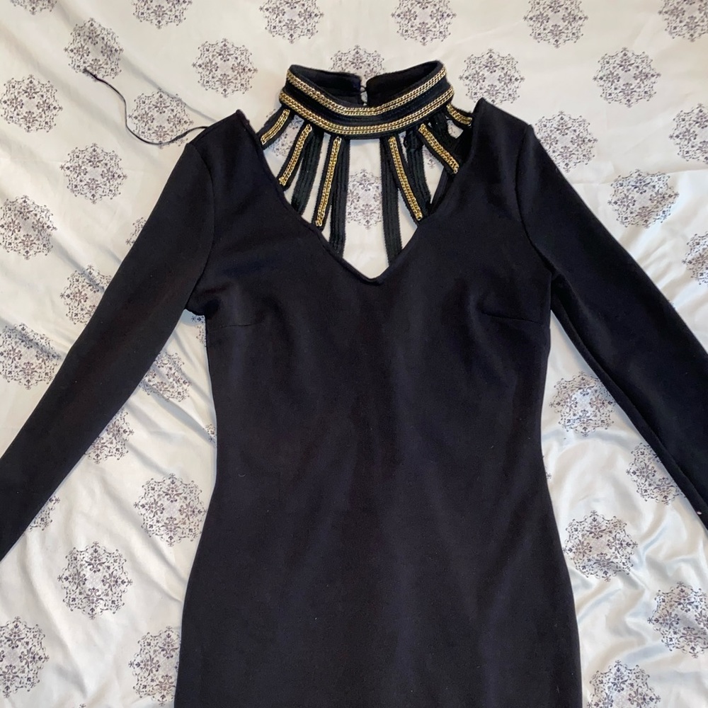 Detail Neckline Dress